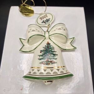 Spode Cream and Green Bell Ornament with Christmas Tree